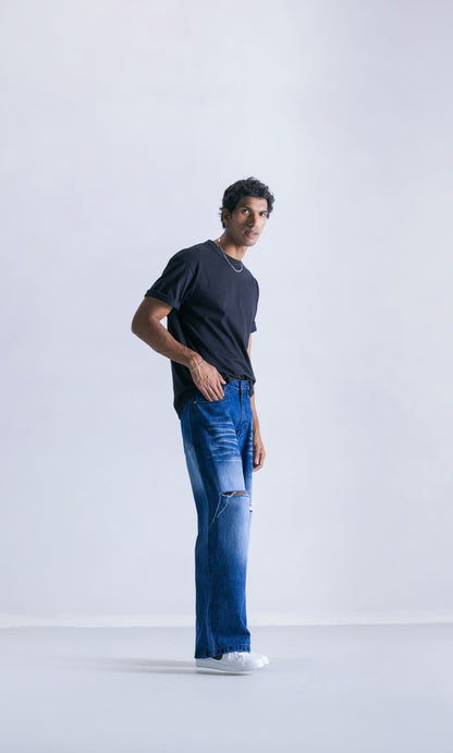indigo ripped straight fit jeans