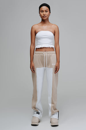 T-Shape Jogger - CREME Clout Jeans