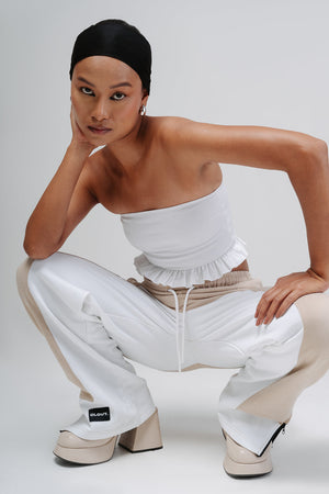 T-Shape Jogger - CREME Clout Jeans